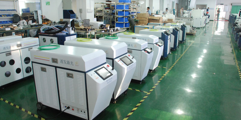 通發(fā)激光TFL-80PF<a href='http://m.dongda88.com/product/2.htm' class='text_a'>光纖<a href='http://m.dongda88.com' class='text_a'>激光焊接機</a></a>